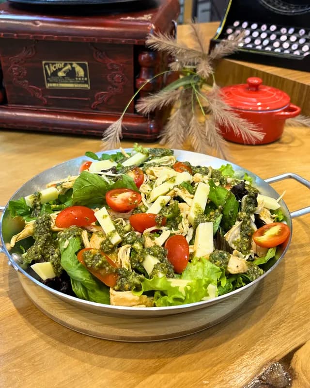 Salada Fleury Fitness
